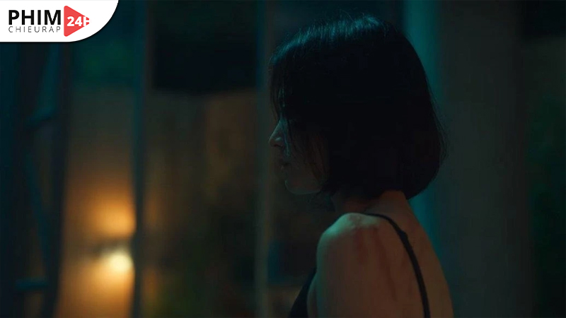 Moon Dong Eun cho Joo Yeo Jeong thấy những vết sẹo