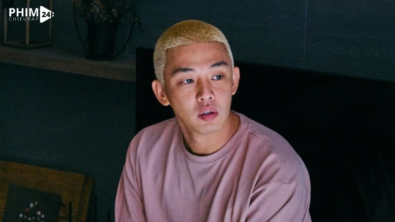 Yoo Ah In vai Joon Woo