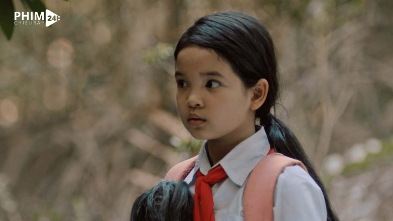 Dạ Chúc trong vai bé Nhung