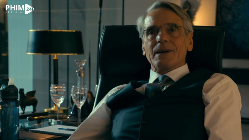 Phản diện yếu kém – Điểm trừ của Mật Vụ Ong